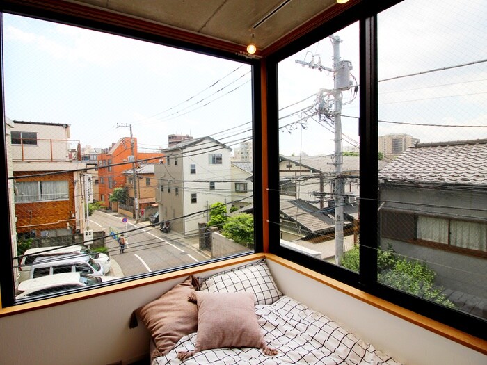 物件内観写真16　(室内からの展望)