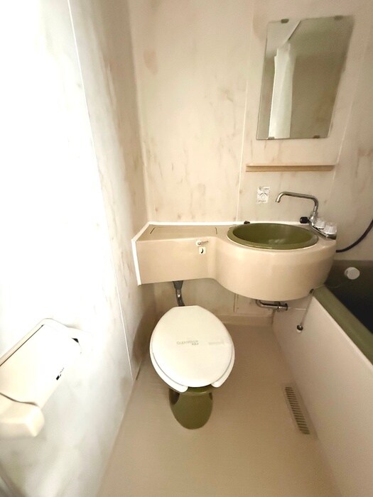 物件内観写真13　(トイレ)