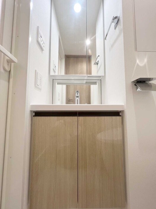 物件内観写真11　(洗面)