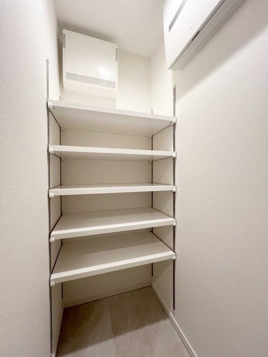 物件内観写真20　(室内からの展望)