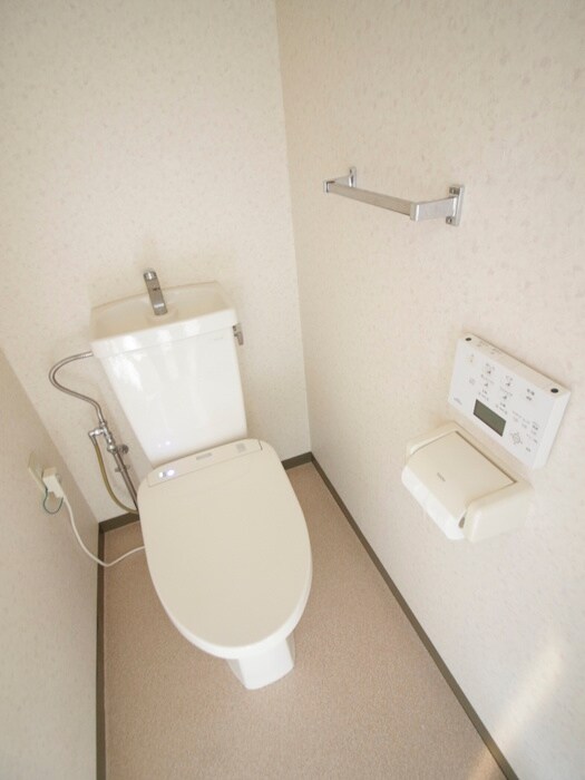 物件内観写真10　(トイレ)