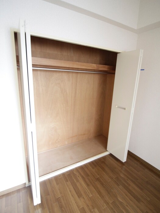 物件内観写真13　(収納)