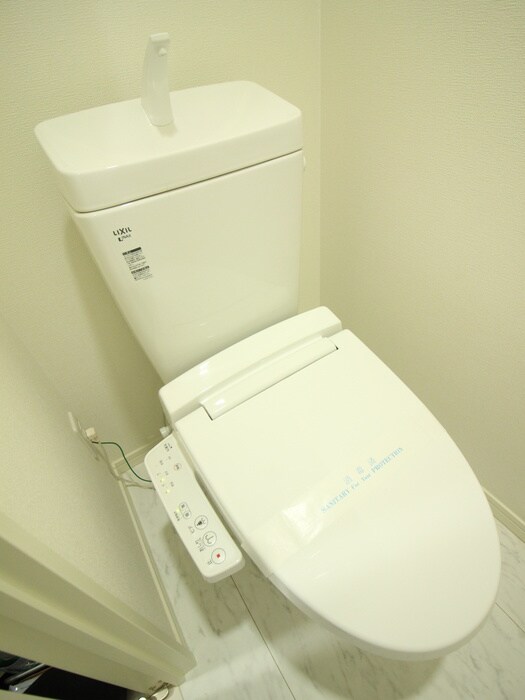 物件内観写真11　(トイレ)