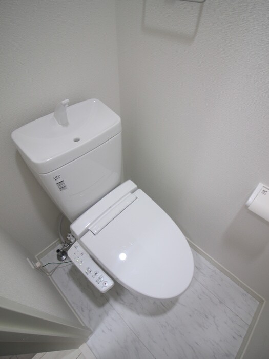 物件内観写真11　(トイレ)