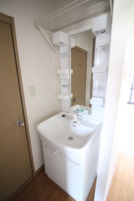 物件内観写真11　(洗面)