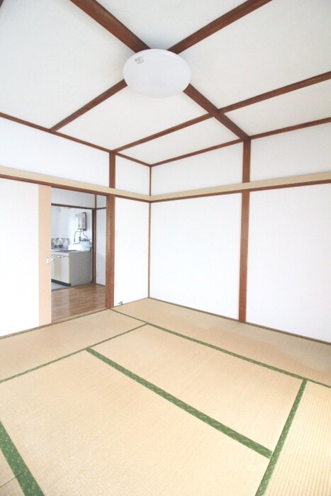 物件内観写真7　(居室)