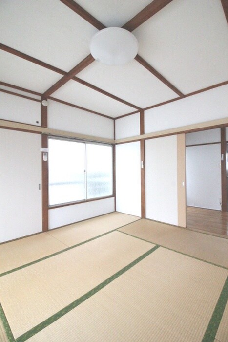 物件内観写真9　(居室)