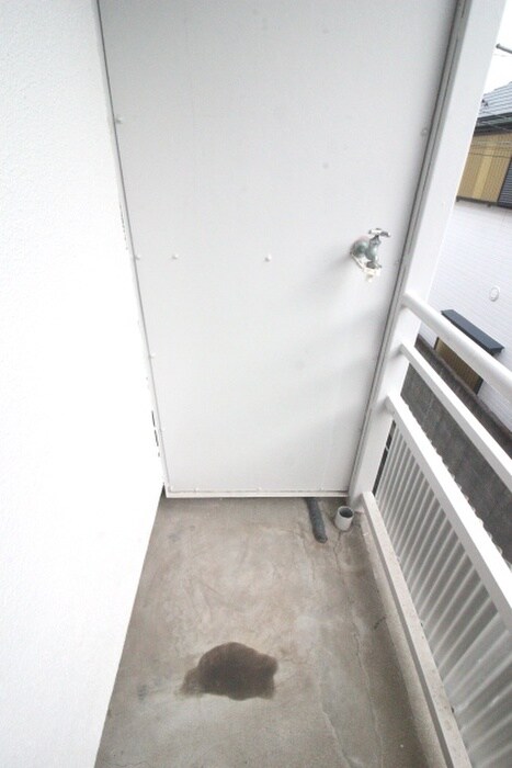 物件内観写真17　(洗濯機置場)