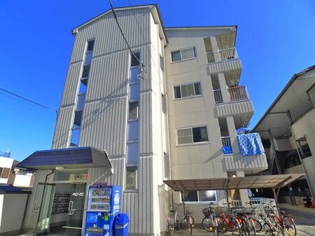 小山コーポラス外観写真