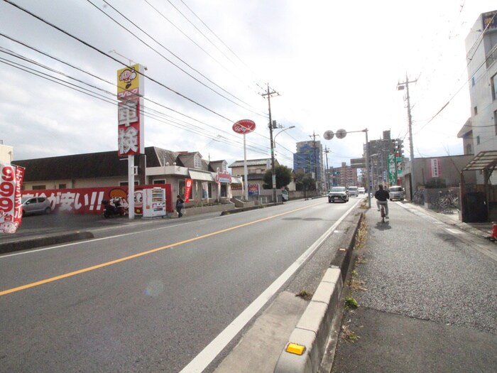 物件外観写真6　(周辺環境)