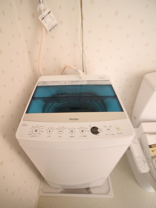 物件内観写真17　(洗濯機置場)