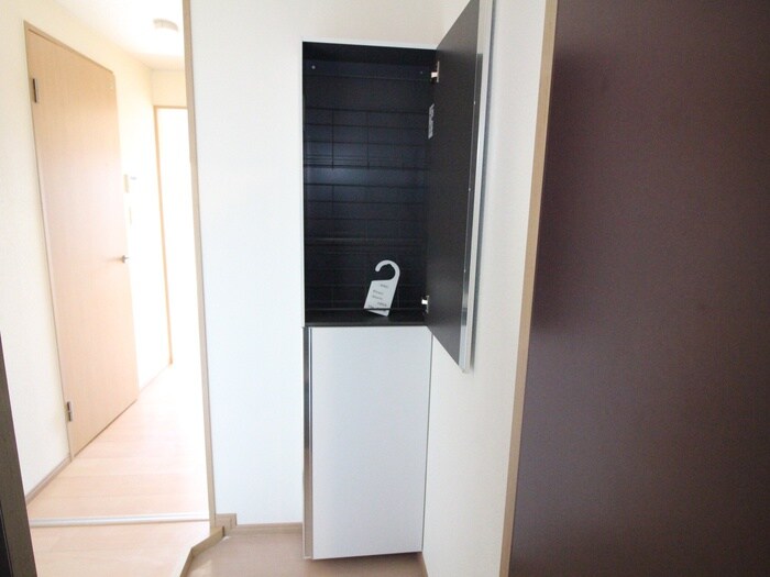 物件内観写真18　(靴箱)