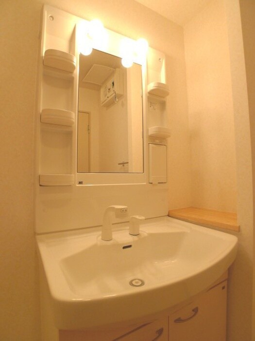 物件内観写真7　(洗面)