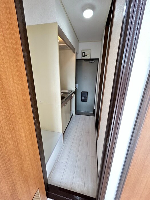 物件内観写真20　(廊下)