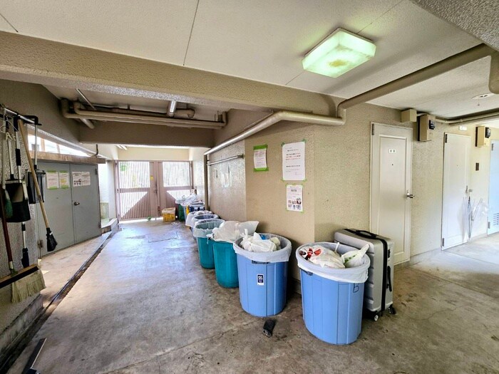 物件外観写真4　(建物設備)