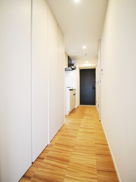 物件内観写真16　(廊下)