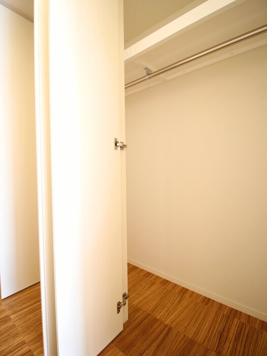 物件内観写真18　(収納)