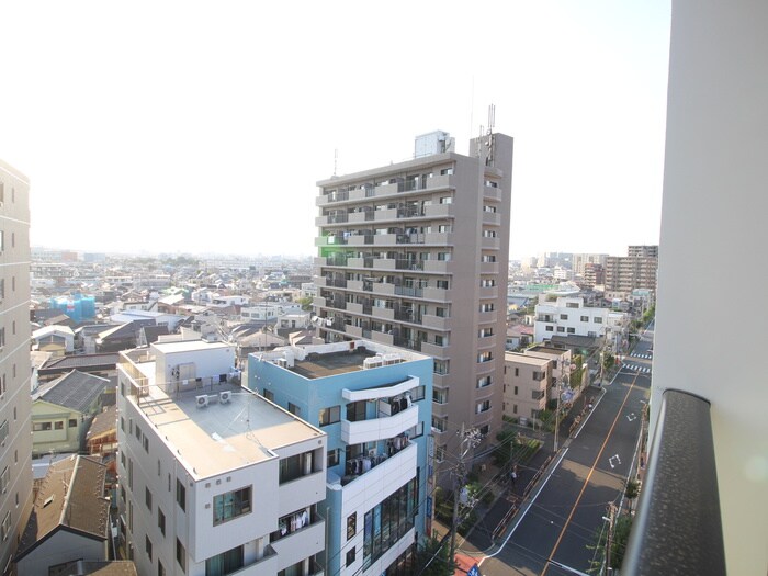 物件内観写真22　(室内からの展望)