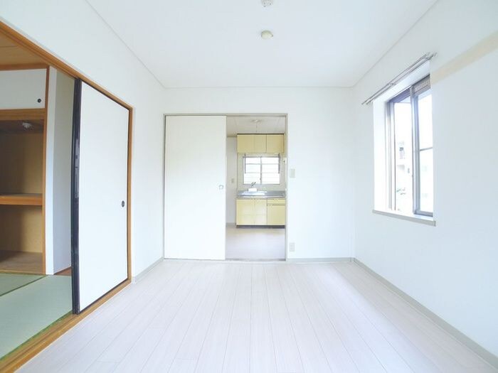 物件内観写真7　(居室)