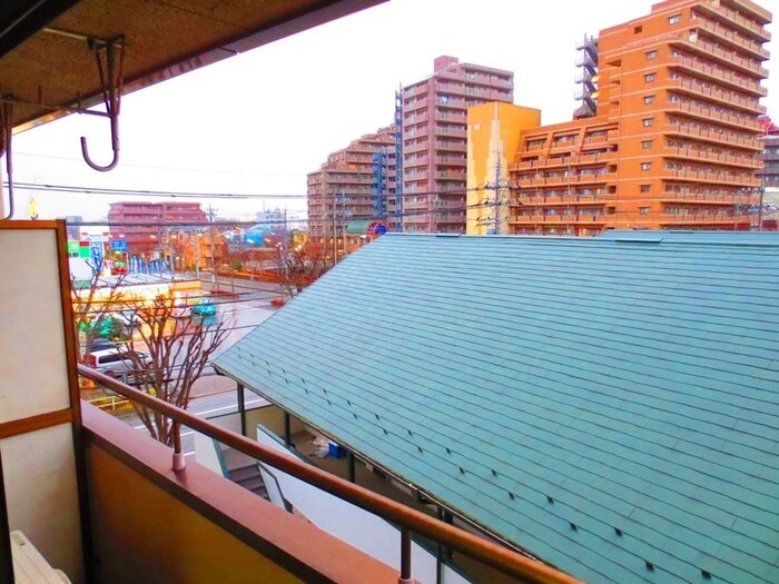 物件内観写真11　(室内からの展望)