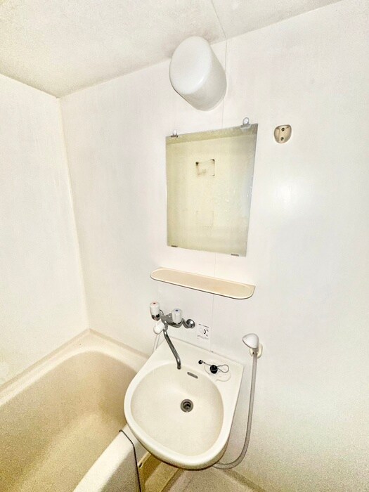 物件内観写真13　(洗面)