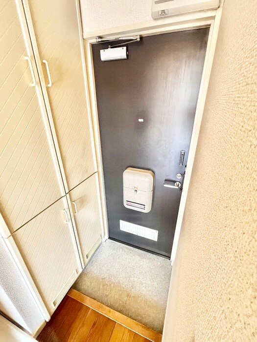 物件内観写真19　(玄関)