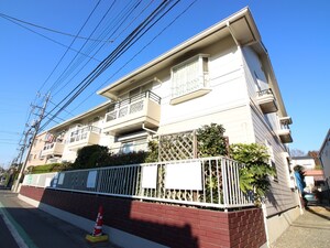 ハイツシャルマン外観写真