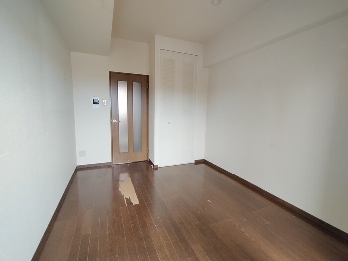 物件内観写真5　(居室)