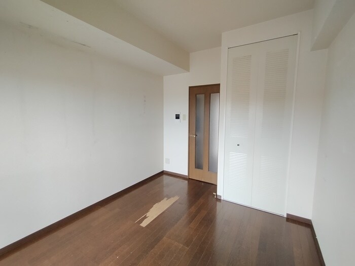 物件内観写真6　(居室)