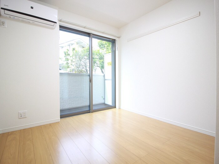 物件内観写真17　(居室)