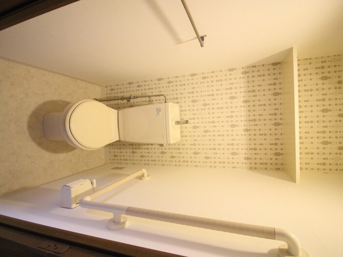 物件内観写真11　(トイレ)