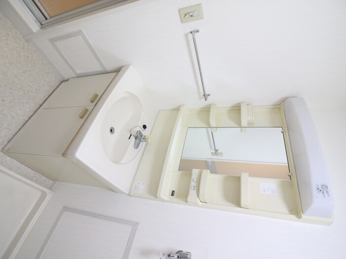 物件内観写真12　(洗面)