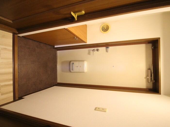 物件内観写真19　(玄関)
