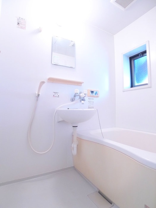 物件内観写真7　(バス／シャワールーム等)