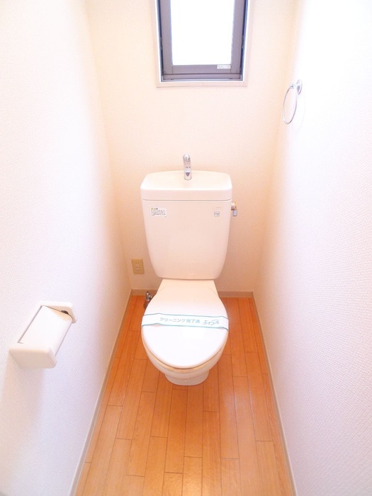 物件内観写真9　(トイレ)