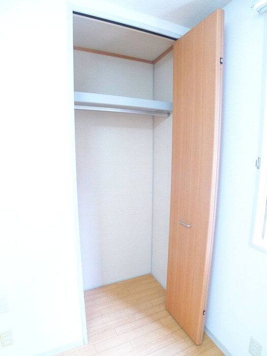 物件内観写真11　(収納)