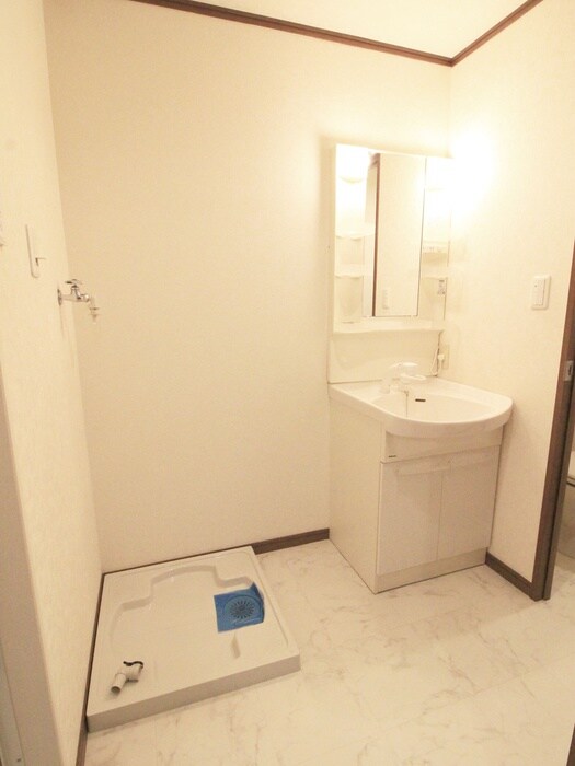 物件内観写真21　(洗濯機置場)