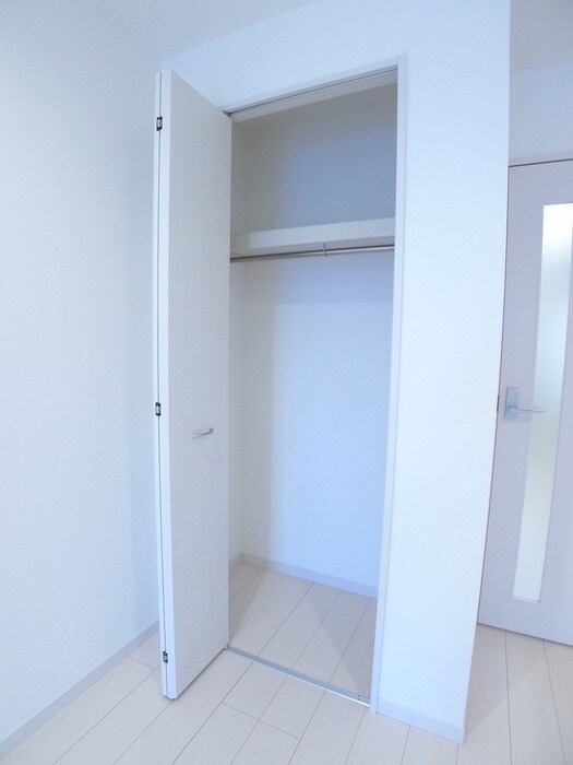 物件内観写真10　(収納)