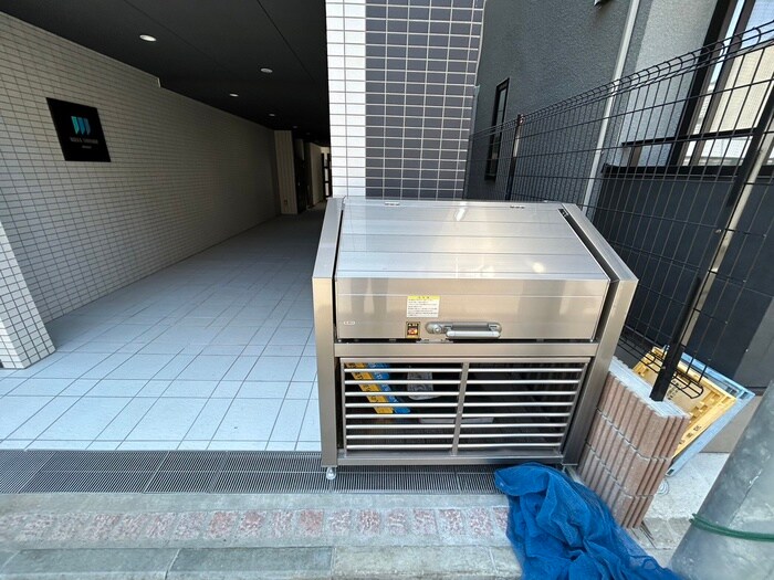 物件外観写真4　(建物設備)