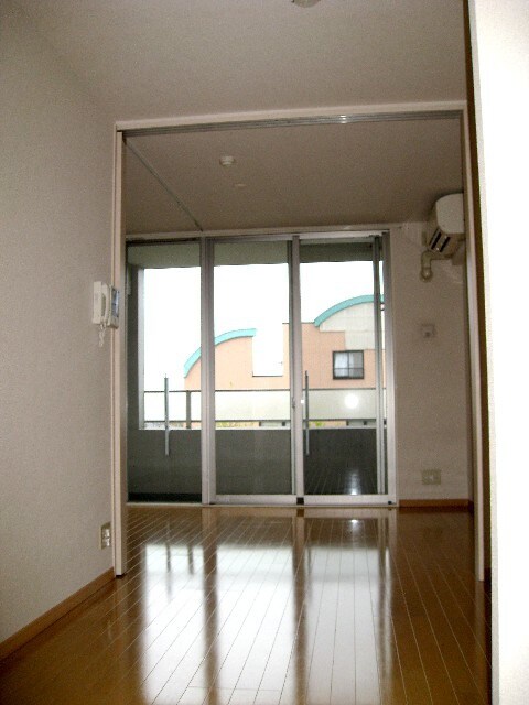 物件内観写真5　(居室)