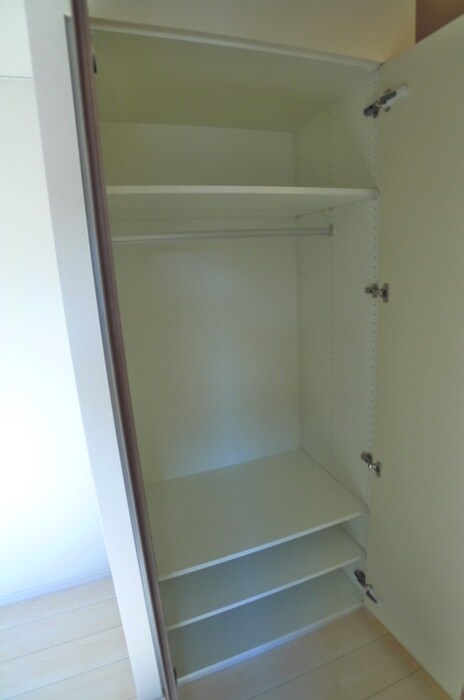 物件内観写真9　(収納)