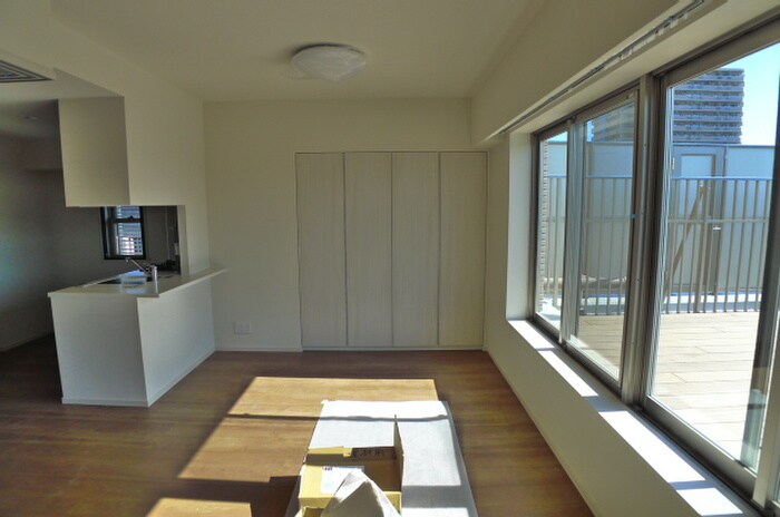 物件内観写真9　(居室)