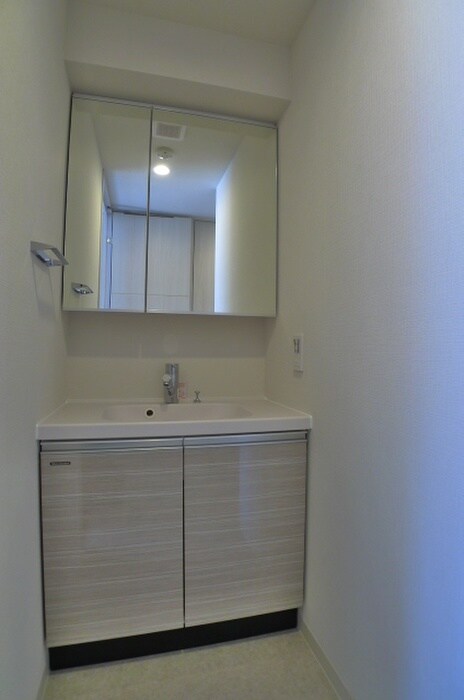 物件内観写真11　(洗面)