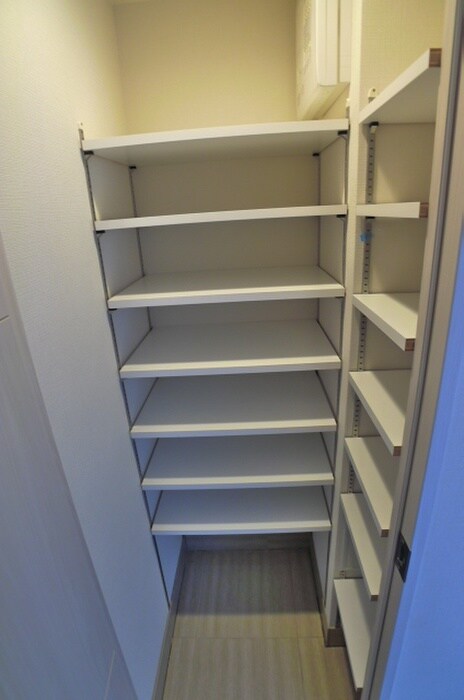 物件内観写真13　(靴箱)