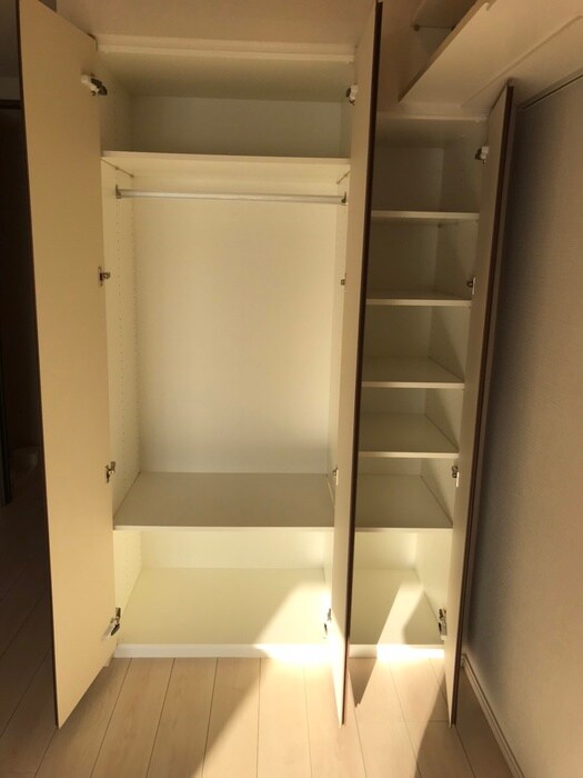 物件内観写真15　(収納)