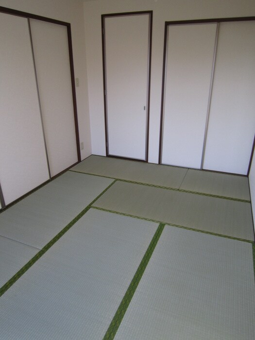 物件内観写真11　(靴箱)