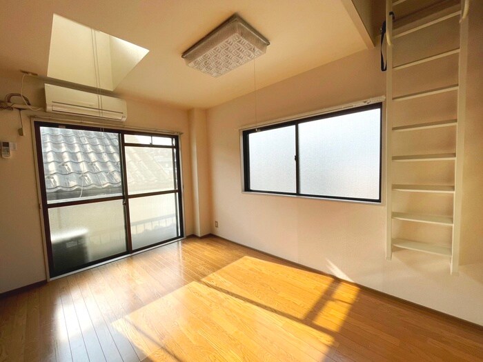 物件内観写真8　(居室)