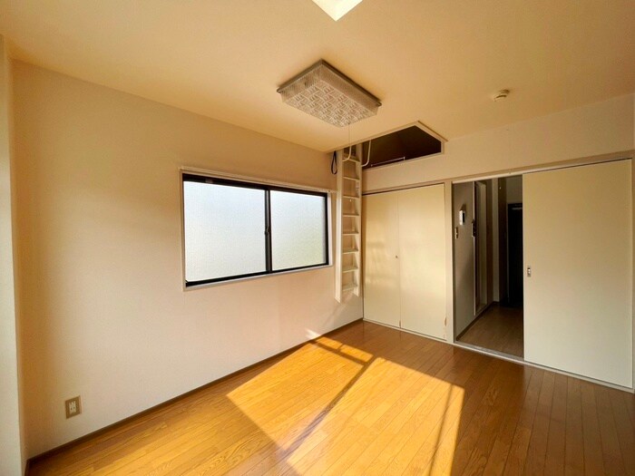 物件内観写真9　(居室)