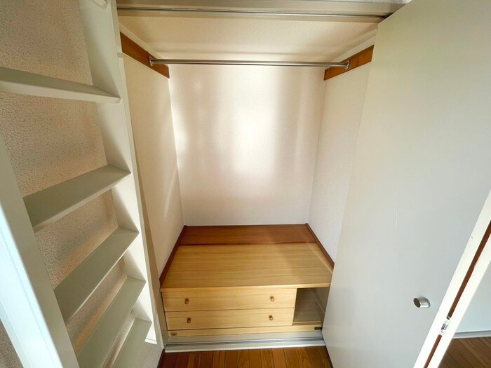 物件内観写真11　(収納)