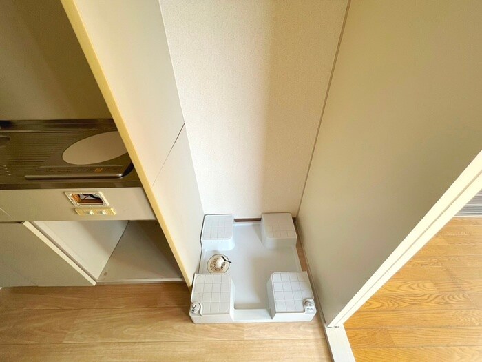 物件内観写真14　(洗濯機置場)